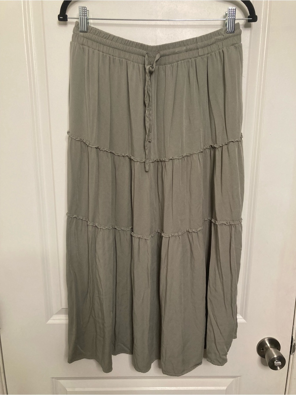 HAEOF  Tiered Maxi Skirt Olive Green Cottagecore Cowboy Country Sz L